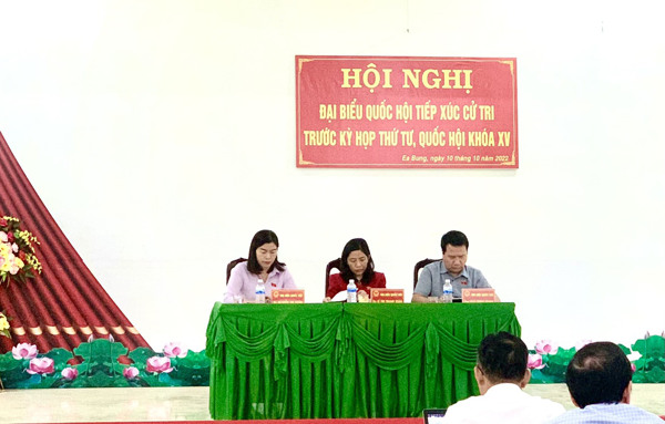 Đoàn Đại biểu Quốc hội tỉnh Đắk Lắk tiếp xúc cử tri trước Kỳ họp thứ 4, Quốc hội khóa XV tại xã Ea Bung, huyện Ea Súp