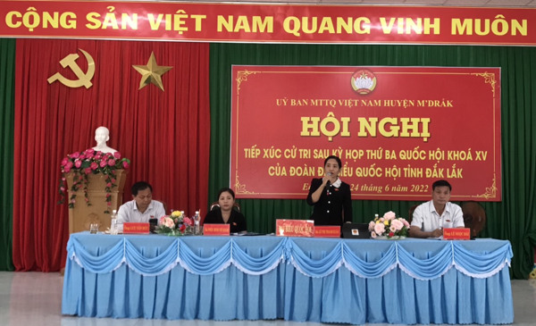 Đoàn Đại biểu Quốc hội tỉnh Đắk Lắk tiếp xúc cử tri  sau Kỳ họp thứ Ba, Quốc hội khóa XV tại huyện M’Đrắk và huyện Ea Kar