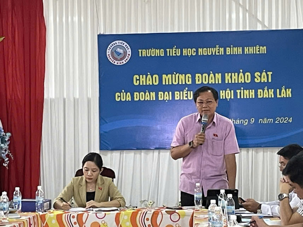 Đoàn đại biểu Quốc hội tỉnh tổ chức khảo sát việc chuyển đổi sang loại hình trường tư thục đối với Trường Tiểu học Dân lập Nguyễn Bỉnh Khiêm, thành phố Buôn Ma Thuột.