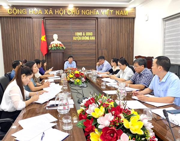 Đoàn giám sát của Tổ đại biểu HĐND tỉnh tại huyện Krông Ana giám sát việc triển khai thực hiện Nghị quyết số 08/2021/NQ-HĐND ngày 13/8/2021 của HĐND tỉnh