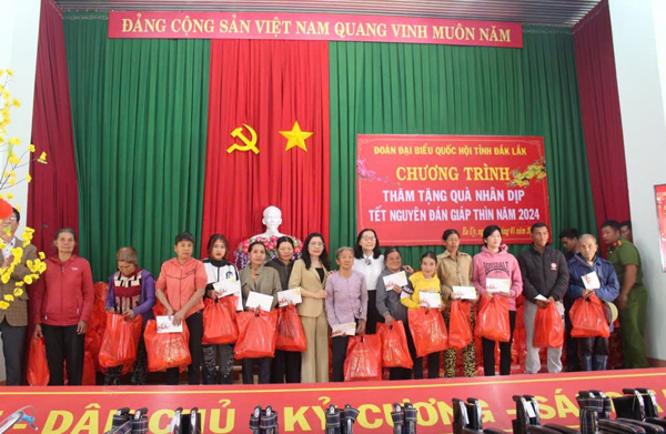 Công tác an sinh xã hội của Đoàn đại biểu Quốc hội tỉnh Đắk Lắk thời gian qua