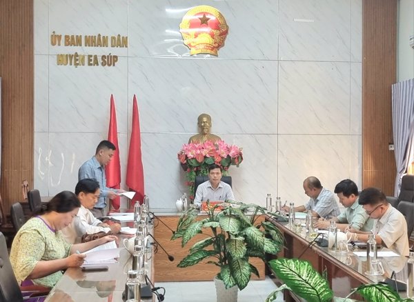 Thường trực Hội đồng nhân dân huyện Ea Súp tổ chức Phiên họp thường kỳ tháng 7/2024
