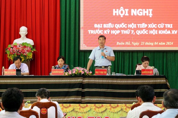 Tổ đại biểu số 1, Đoàn Đại biểu Quốc hội tỉnh Đắk Lắk tiếp xúc cử tri trước Kỳ họp thứ 7, Quốc hội khóa XV tại huyện Krông Năng và thị xã Buôn Hồ