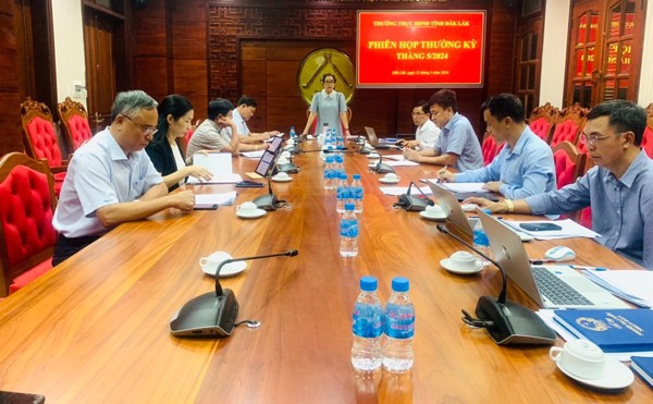 Thường trực Hội đồng nhân dân tỉnh Đắk Lắk họp Phiên thường kỳ tháng 5 năm 2024
