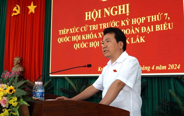 Tiếp xúc cử tri trước Kỳ họp thứ 7, Quốc hội khóa XV của  Đoàn Đại biểu Quốc hội tỉnh Đắk Lắk tại huyện Krông Búk