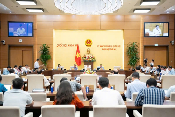 Ủy ban Thường vụ Quốc hội cho ý kiến lần thứ 3 về việc chuẩn bị Kỳ họp thứ 10