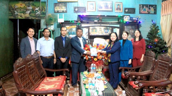 Phó Bí thư Thường trực Tỉnh ủy, Chủ tịch HĐND tỉnh Cao Thị Hòa An thăm, chúc mừng Giáng sinh các Chi hội Tin lành trên địa bàn tỉnh