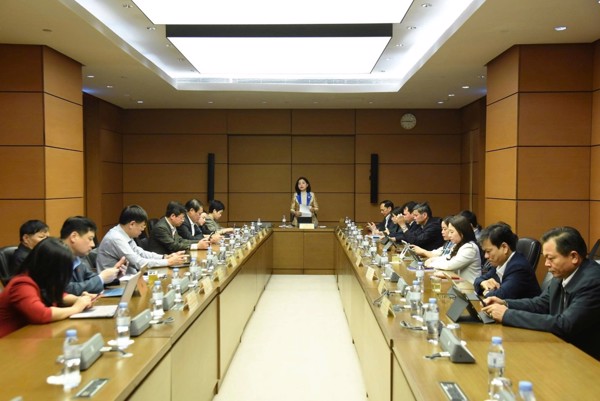 Đoàn đại biểu Quốc hội tỉnh tham gia góp ý dự án Luật Tòa án chuyên biệt