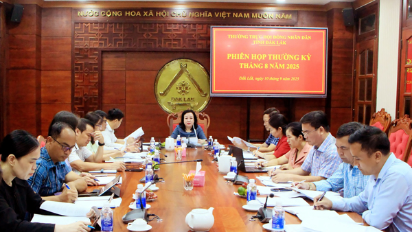 Thường trực HĐND tỉnh họp, cho ý kiến nội dung trình kỳ họp chuyên đề lần thứ Ba