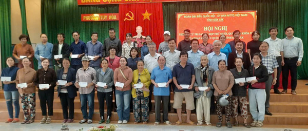 Cử tri các phường: Tuy Hòa, Phú Yên, Bình Kiến kiến nghị nhiều vấn đề liên quan đến cuộc sống của người dân sau lũ