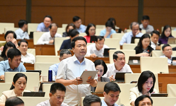 Đại biểu Quốc hội tỉnh Đắk Lắk đề xuất cơ chế đào tạo nhân lực chất lượng cao cho các ngành chiến lược