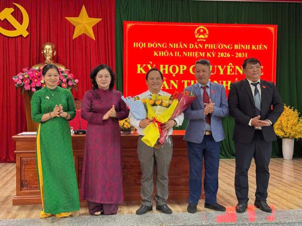 Hội đồng nhân dân phường Bình Kiến tổ chức Kỳ họp thứ nhất  (kỳ họp chuyên đề)