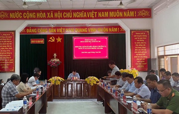Đoàn Kiểm tra, giám sát số 261 làm việc với Đảng ủy xã Xuân Phước