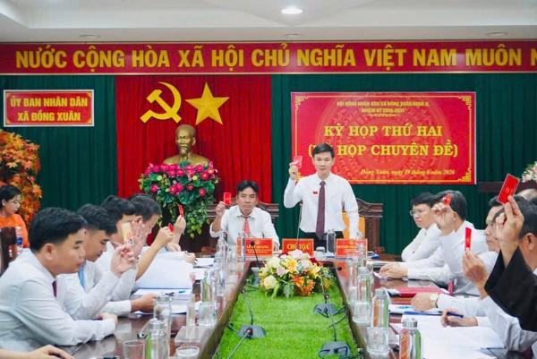 Hội đồng nhân dân xã Đồng Xuân tổ chức Kỳ họp thứ Hai (kỳ họp chuyên đề)
