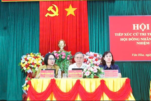 Tổ đại biểu HĐND tỉnh số 3 tiếp xúc cử tri xã Vân Hòa   trước Kỳ họp thứ Hai