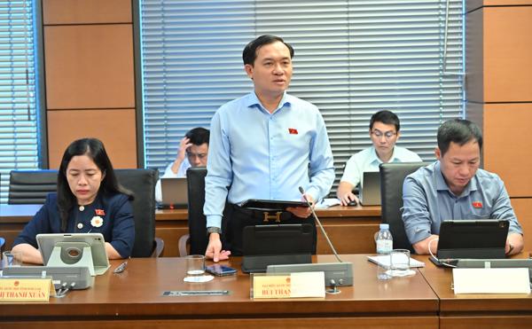 Cần bám sát thực tiễn để đánh giá kỹ lưỡng tính khả thi của các cơ chế, chính sách khi ban hành luật, nghị quyết