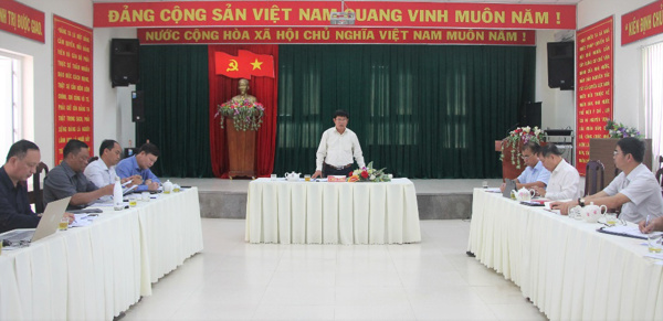 Ban Dân tộc HĐND tỉnh giám sát việc thực hiện Nghị quyết số 52/NQ-CP, ngày 15/6/2016 của Chính phủ về đẩy mạnh phát triển nguồn nhân lực các dân tộc thiểu số tại Sở Nội vụ, Sở Giáo dục và Đào tạo