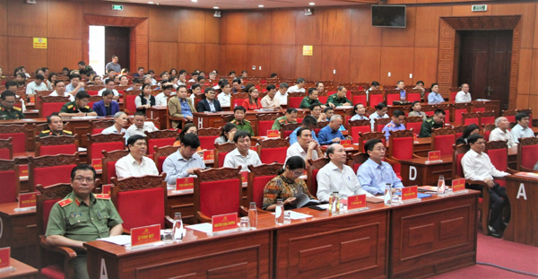 Học tập và làm theo tư tưởng, đạo đức, phòng cách Hồ Chí Minh