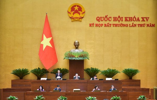 TỔNG THUẬT TRỰC TIẾP CHIỀU 15/01: QUỐC HỘI THẢO LUẬN VỀ DỰ THẢO LUẬT CÁC TỔ CHỨC TÍN DỤNG (SỬA ĐỔI)