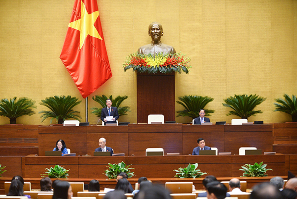 TỔNG THUẬT SÁNG 07/11: QUỐC HỘI THẢO LUẬN VỀ 02 DỰ THẢO NGHỊ QUYẾT: ‘’THÍ ĐIỂM MỘT SỐ CƠ CHẾ CHÍNH SÁCH ĐẶC THÙ PHÁT TRIỂN TP.BUÔN MA THUỘT’’ VÀ ‘’CẤP QUYỀN LỰA CHỌN SỬ DỤNG BIỂN SỐ Ô TÔ THÔNG QUA ĐẤU GIÁ’’