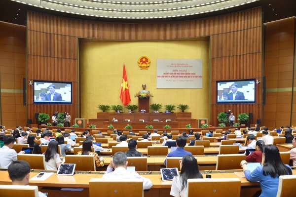 TỔNG THUẬT TRỰC TIẾP SÁNG 06/4: HỘI NGHỊ ĐẠI BIỂU QUỐC HỘI CHUYÊN TRÁCH XEM XÉT CHO Ý KIẾN VỀ DỰ ÁN LUẬT GIÁ (SỬA ĐỔI)