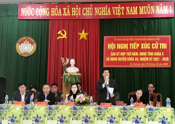 Hội nghị tiếp xúc cử tri sau Kỳ họp thứ Năm, HĐND tỉnh khóa X và HĐND huyện khóa XII tại xã Ea Kuăng, huyện Krông Pắc