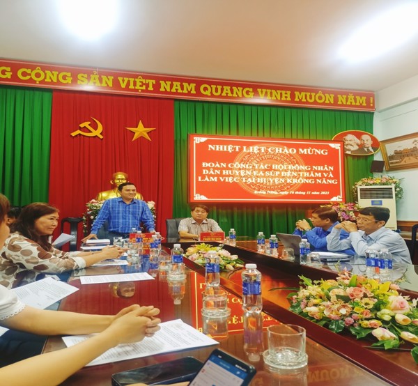 Trao đổi, học tập kinh nghiệm hoạt động HĐND cấp huyện