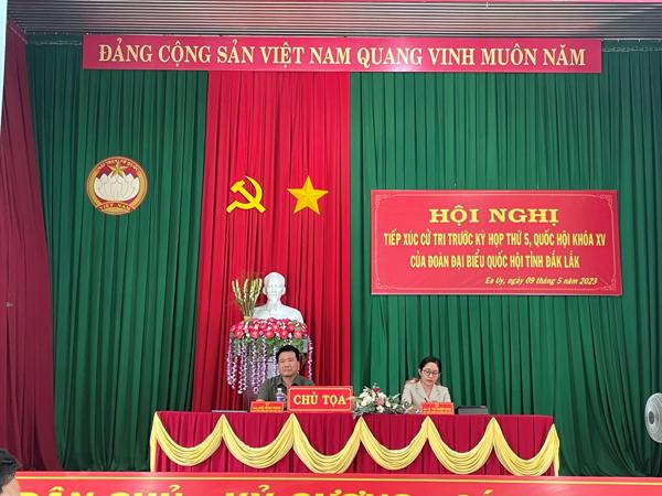 Tiếp xúc cử tri trước Kỳ họp thứ 5, Quốc hội khóa XV của  Đoàn Đại biểu Quốc hội tỉnh Đắk Lắk