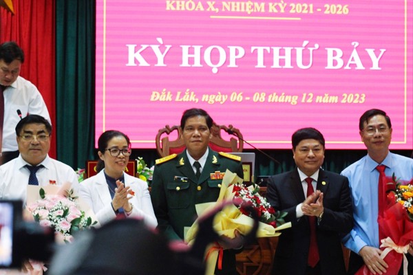 Kỳ họp thứ Bảy, Hội đồng nhân dân tỉnh Đắk Lắk khóa X: Miễn nhiệm và bầu bổ sung chức danh Ủy viên Ủy ban nhân dân tỉnh nhiệm kỳ 2021 - 2026