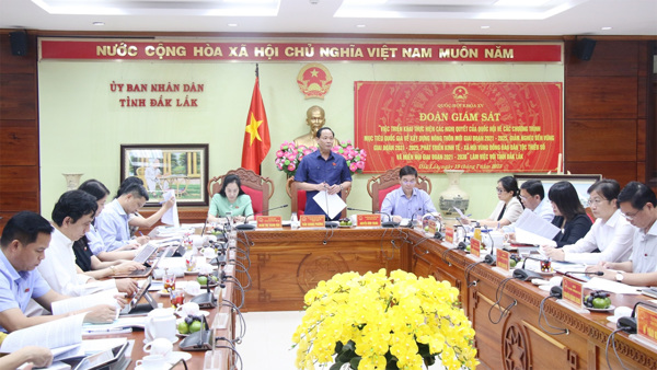 Phó Chủ tịch Quốc hội, Thượng tướng Trần Quang Phương thăm và làm việc tại tỉnh Đắk Lắk