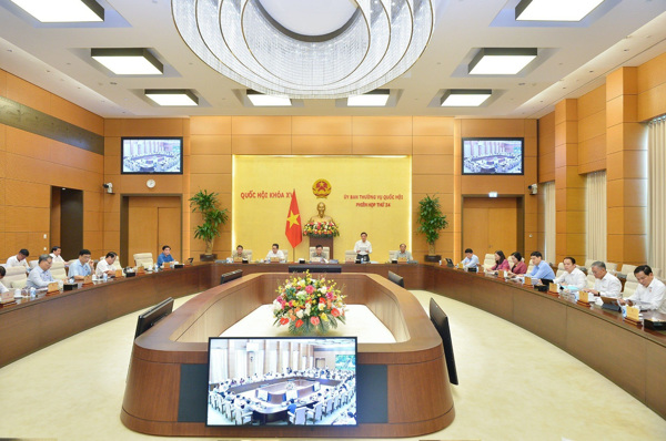 Ủy ban Thường vụ Quốc hội xem xét thông qua Nghị quyết về sắp xếp các đơn vị hành chính cấp huyện, cấp xã giai đoạn 2023 - 2030